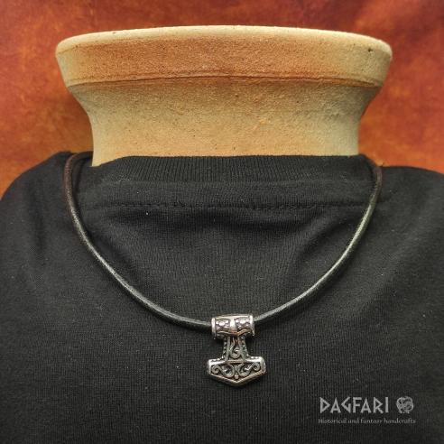 BABY VIKING - Winziger Thors Hammer aus antiallergischem Stahl