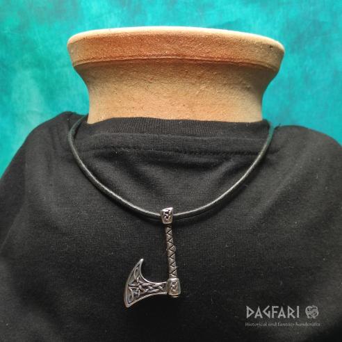 Für den Krieger - Donneraxt von Perun - geschwärzter Stahl