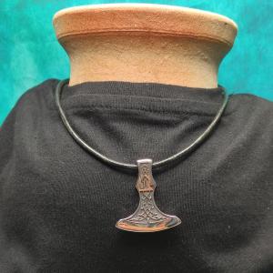 ALGIZ - Hromovládná sekyra, chirurgická ocel 2