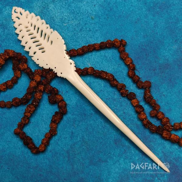 LÚTHIEN hand-carved hairpin, handmade from bone