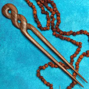 NAIRA  Dlouhá jehlice do vlasů - dřevo