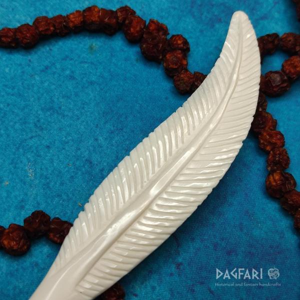 SAELIND feather-shaped hairpin, hand-carved bone
