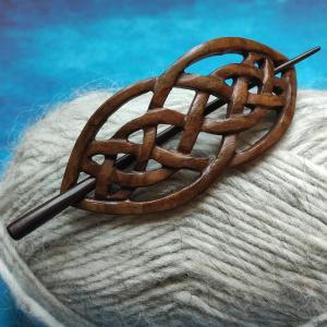 UNA Wooden arched ,,D" hairpin, with needle through chignon