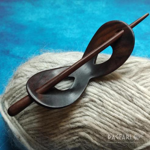 INKOGNITO Gewölbte D-Haarnadel aus Holz, mit Nadel durch den Dutt