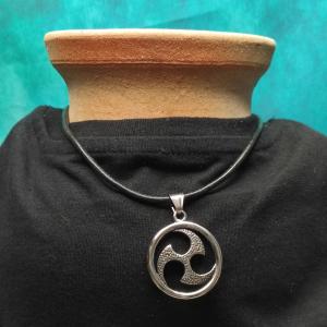 CELTIC Keltský triskel, pohanský ochranný amulet 2