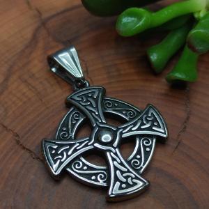 CELTIC Straight-armed Celtic sun cross with braids