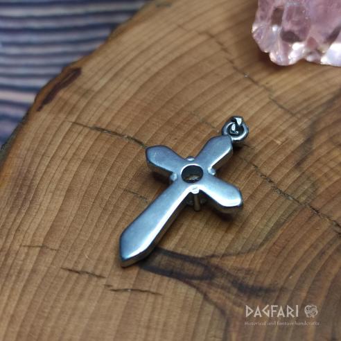 Schönes modernes Design Kreuz mit klarem Kristall