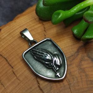 Amulet MODLÍCÍ SE RUCE - symbol prosby k Bohu v erbu