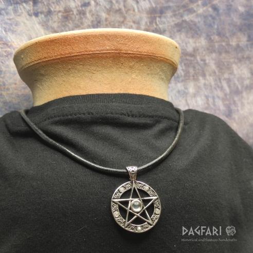 WHITE PENTAKL for witches, smaller, transparent crystals