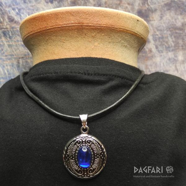 Secesní UPÍŘÍ MEDAILON s modrým kamenem