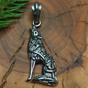 OPUŠTĚNÝ VLK - tělo šelmy zdobené mytickými pletenci