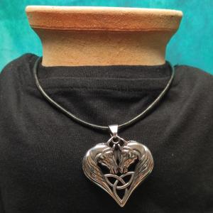 PENDANT When a horse falls in love... TWO HORSES IN THE HEART 2