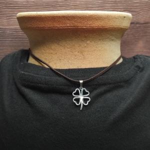 ČTYŘLÍSTEK - symbol štěstí, maličký, hypoalergenní ocel 2