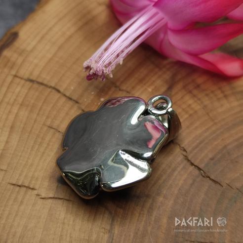 SCHWARZE ROSE Susanne - schön und gefährlich