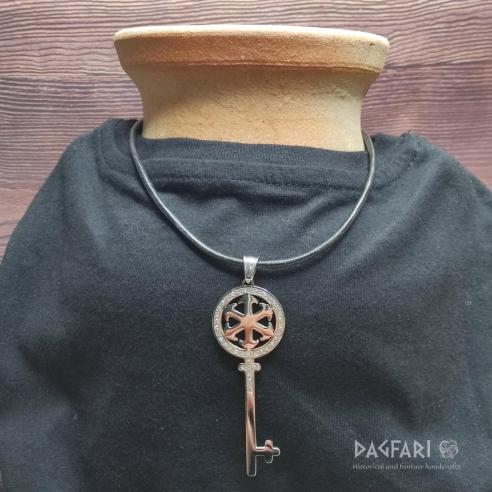 Přívěsek KLÍČ - zrcadlový lesk, zirkony, chirurgická ocel