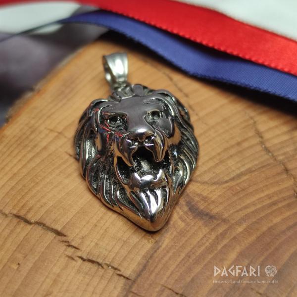 Pendant LION PATRIOT - roaring lion head, stainless steel