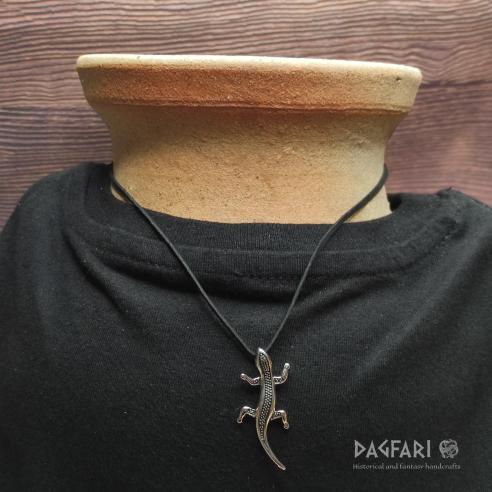 Small lizard LUCIA - symbolizes vigilance and wisdom