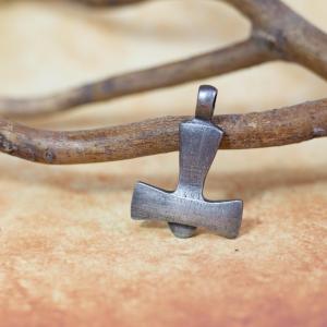 Amulet Thorovo kladivo moderní 2