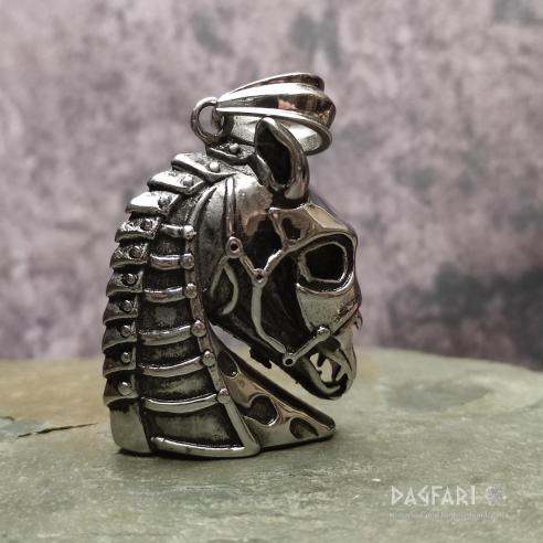 Pendant GOTHIC - Jorik, obscure skeletal horse