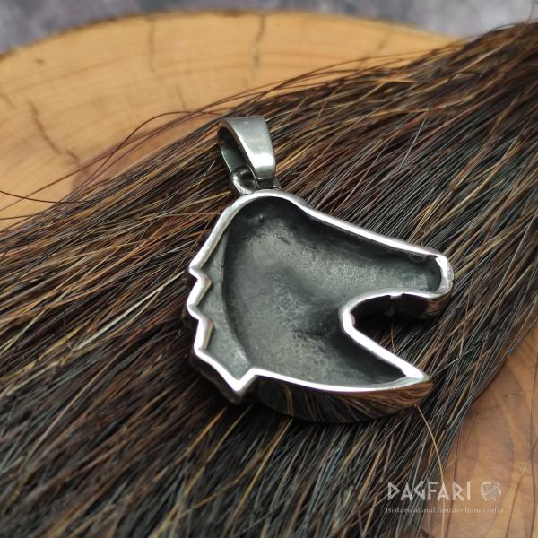 Kůň MUSTANG - hlava koně s uzdou, přívěsek z nerezové oceli